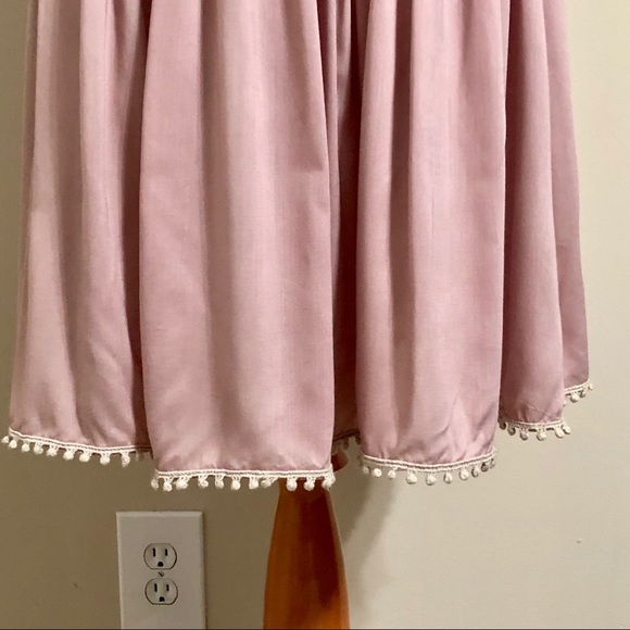 Beautiful Off-the-shoulder Dress - Picture 3 of 7